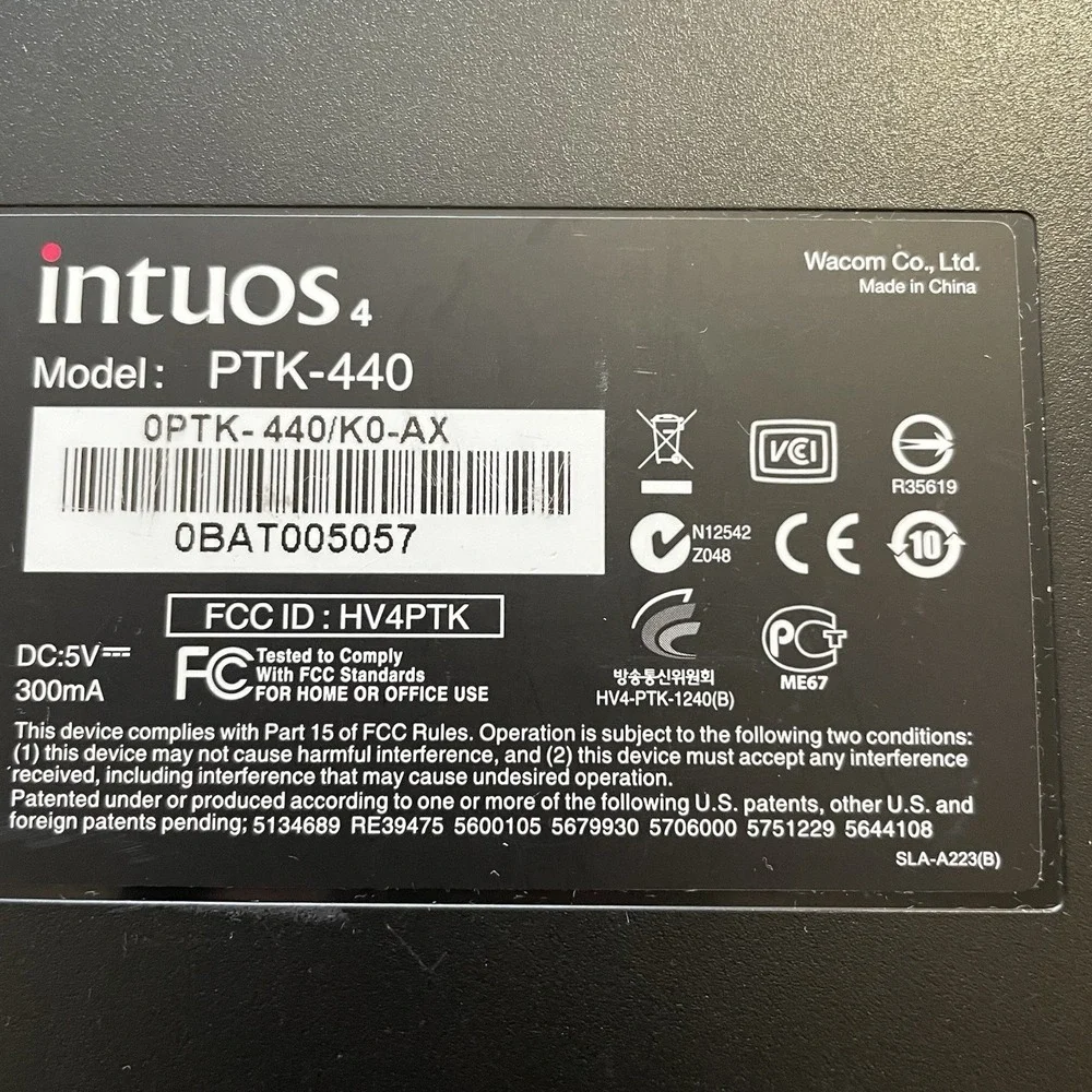 ✅Wacom Intuos4 PTK-440 Medium (12